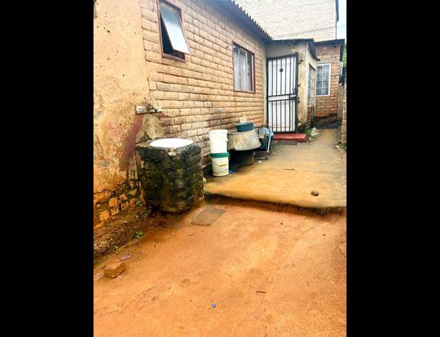 0 BEDROOM HOUSE FOR SALE IN COSMO CITY